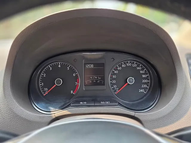 Used Volkswagen Vento Highline 1.2 (P) AT in Mumbai