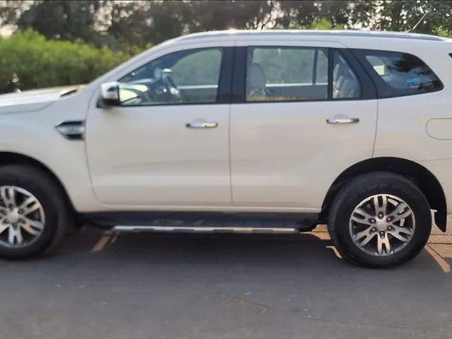 Used Ford Endeavour [2016-2019] Titanium 3.2 4x4 AT in Mumbai