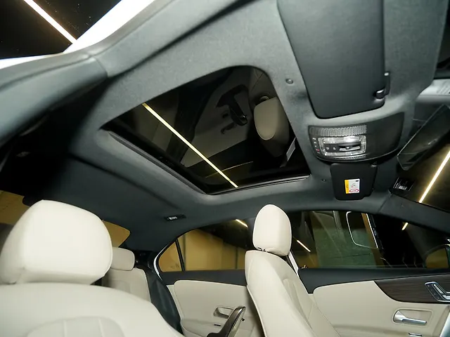 Used Mercedes-Benz A-Class Limousine 200 in Delhi