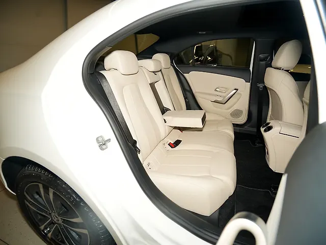 Used Mercedes-Benz A-Class Limousine 200 in Delhi