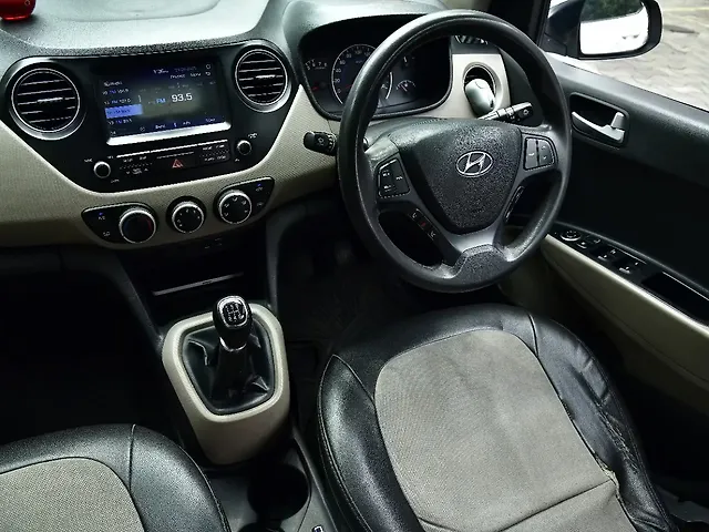 Used Hyundai Grand i10 Sportz (O) 1.2 Kappa VTVT [2017-2018] in Kolkata