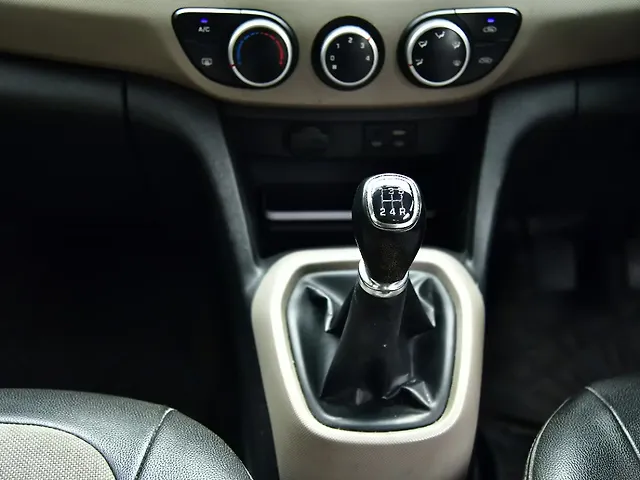 Used Hyundai Grand i10 Sportz (O) 1.2 Kappa VTVT [2017-2018] in Kolkata