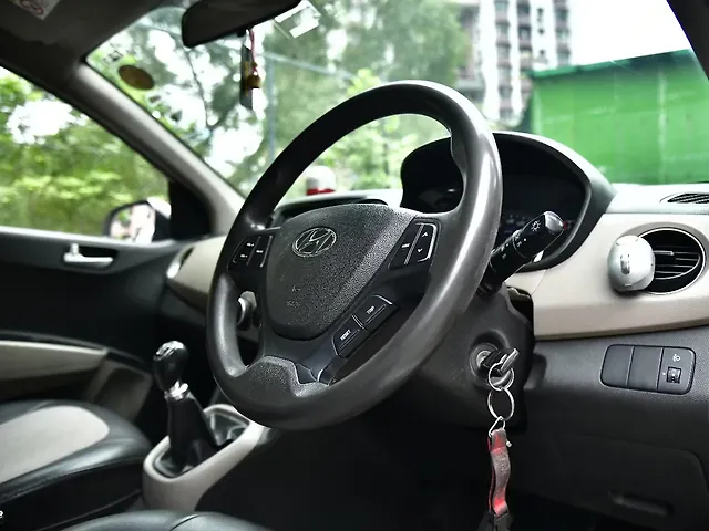 Used Hyundai Grand i10 Sportz (O) 1.2 Kappa VTVT [2017-2018] in Kolkata
