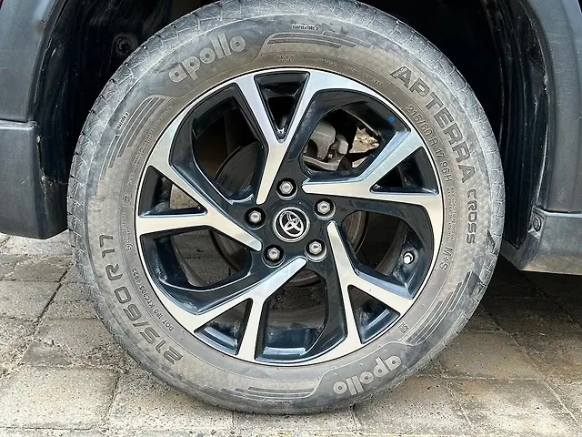 Used Toyota Urban Cruiser Hyryder V Hybrid [2023-2025] in Gurgaon