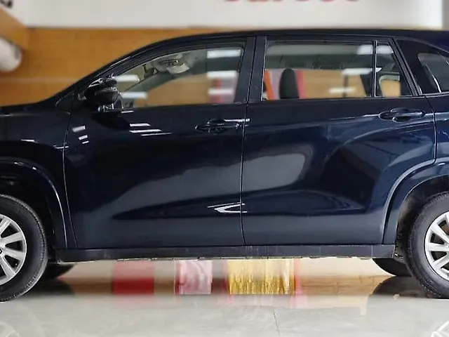 Used Toyota Innova Hycross GX Petrol Automatic (CVT) 7 STR in Delhi