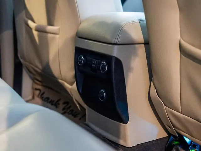 Used Ford Endeavour [2016-2019] Titanium 3.2 4x4 AT in Ranchi