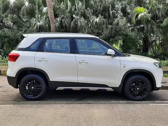 Used Maruti Suzuki Vitara Brezza [2016-2020] ZDi AGS in Mumbai