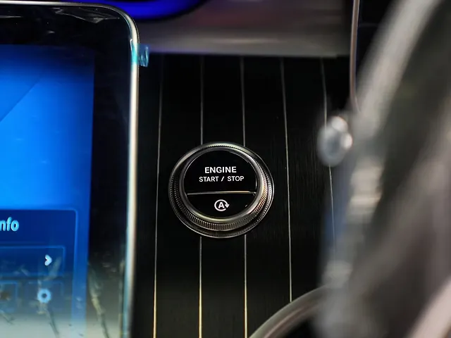 Used Mercedes-Benz C-Class C 200 in Delhi