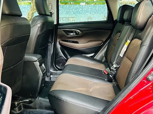 Used Toyota Urban Cruiser Hyryder V Hybrid [2023-2025] in Delhi