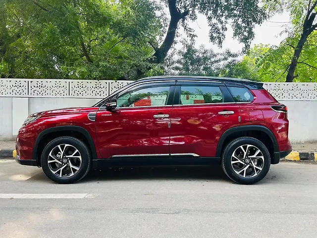 Used Toyota Urban Cruiser Hyryder V Hybrid [2023-2025] in Delhi