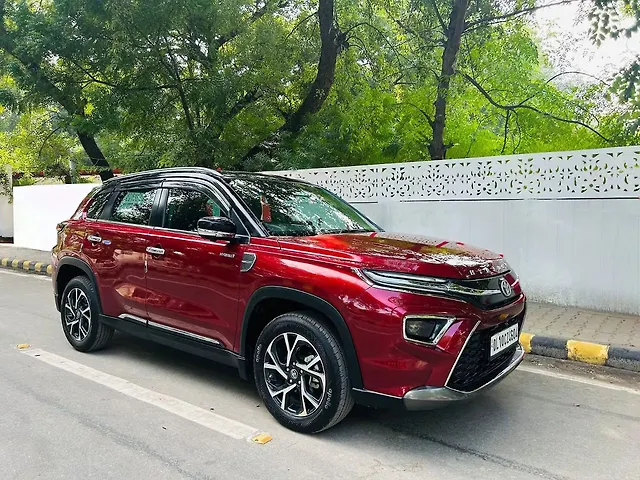 Used Toyota Urban Cruiser Hyryder V Hybrid [2023-2025] in Delhi