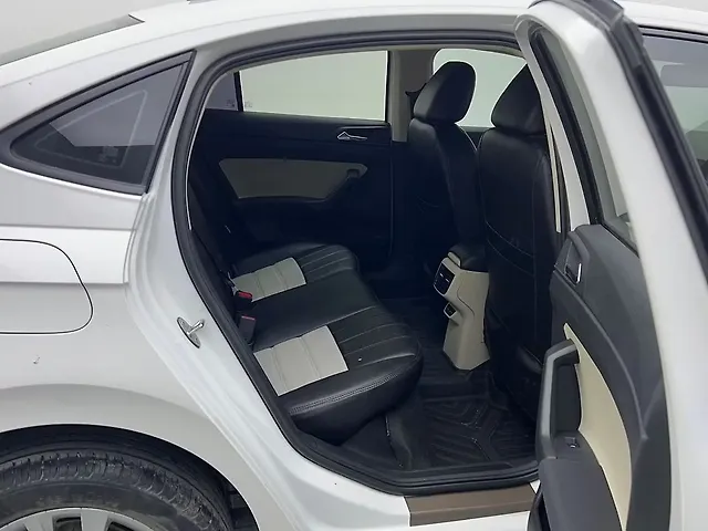 Used Skoda Slavia [2022-2023] Ambition 1.0L TSI AT in Ghaziabad