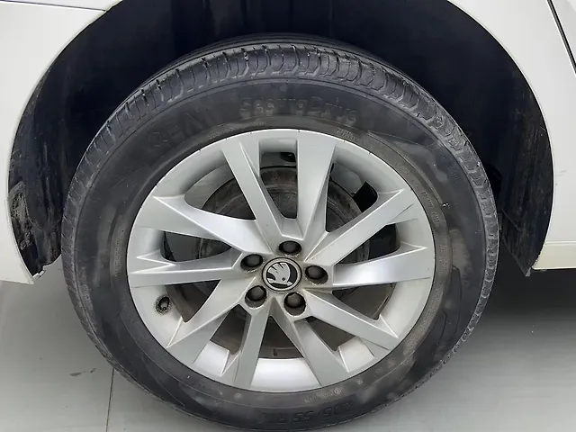 Used Skoda Slavia [2022-2023] Ambition 1.0L TSI AT in Ghaziabad