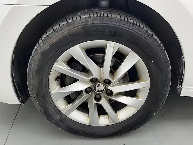 Used Skoda Slavia [2022-2023] Ambition 1.0L TSI AT in Ghaziabad