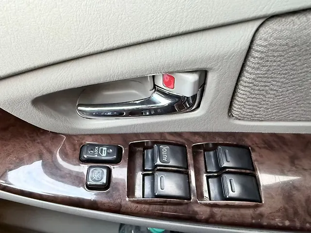Used Toyota Innova [2015-2016] 2.5 VX BS IV 8 STR in Mumbai