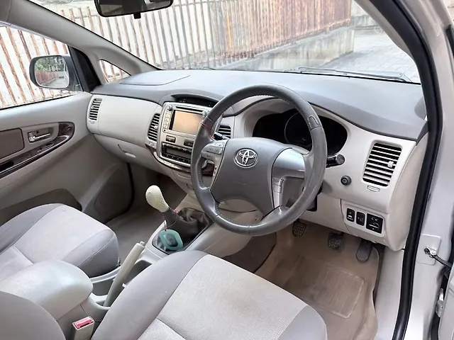 Used Toyota Innova [2015-2016] 2.5 VX BS IV 8 STR in Mumbai