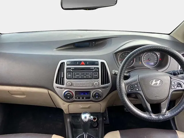 Used Hyundai i20 [2012-2014] Sportz (AT) 1.4 in Surat