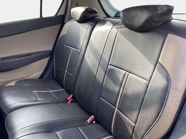 Used Hyundai i20 [2012-2014] Sportz (AT) 1.4 in Surat