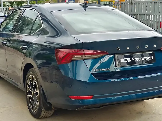 Used Skoda Octavia L&K 2.0 in Bangalore