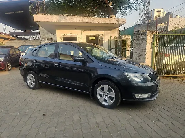 Used 2017 Skoda Rapid in Chandigarh