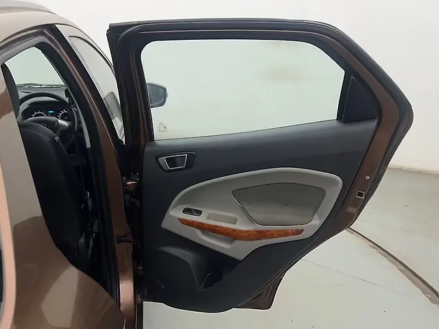 Used Ford EcoSport [2015-2017] Titanium 1.5L Ti-VCT Black Edition AT in Mumbai