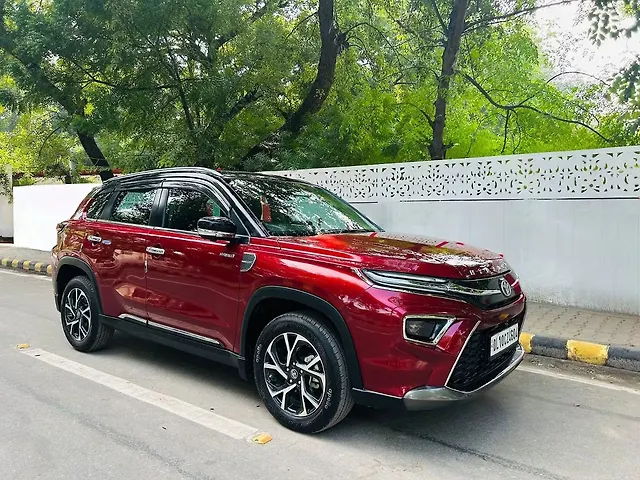 Used Toyota Urban Cruiser Hyryder V Hybrid [2023-2025] in Delhi