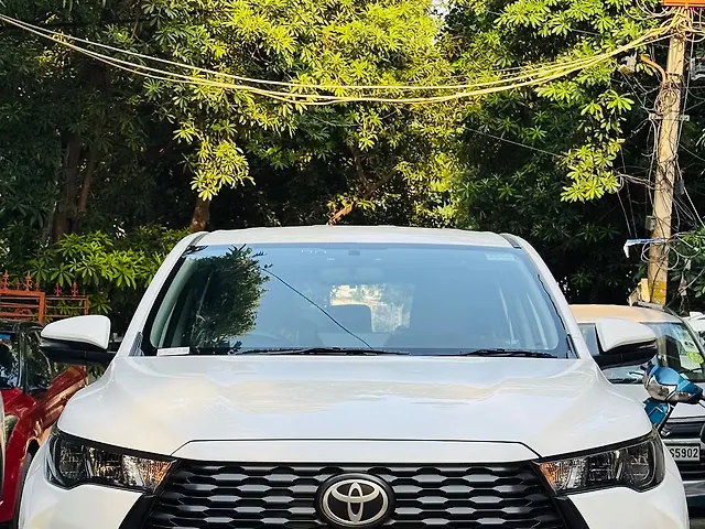 Used 2024 Toyota Innova Hycross in Delhi