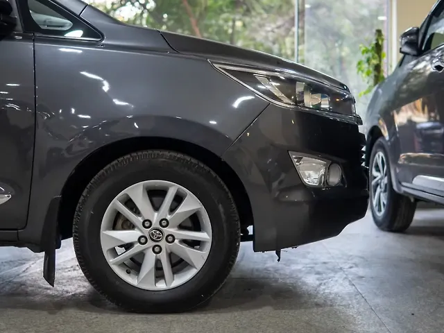 Used Toyota Innova Crysta [2016-2020] 2.7 GX 8 STR [2016-2020] in Delhi