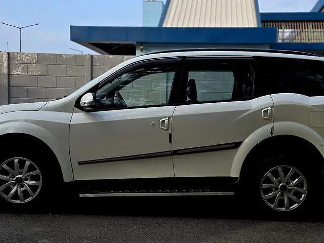 Used Mahindra XUV500 W9 [2018-2020] in Delhi