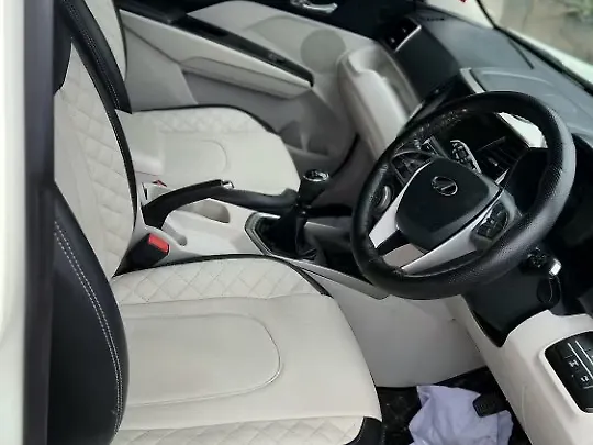 Used Mahindra XUV300 [2019-2024] 1.5 W8 (O) [2019-2020] in Nashik