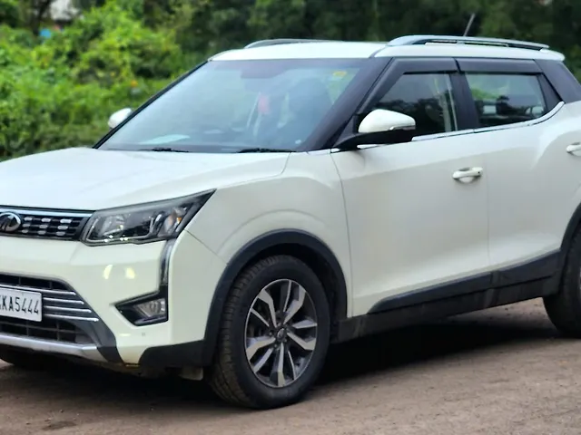 Used Mahindra XUV300 [2019-2024] 1.5 W8 (O) [2019-2020] in Nashik