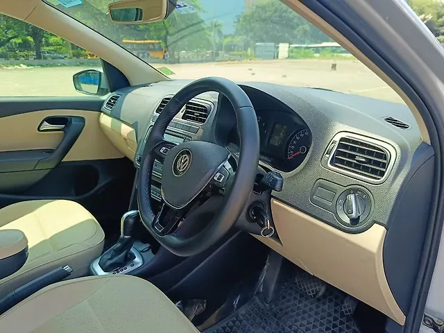 Used Volkswagen Vento Highline Plus 1.0L TSI Automatic in Mumbai Used Volkswagen Vento Highline Plus 1.0L TSI Automatic in Mumbai