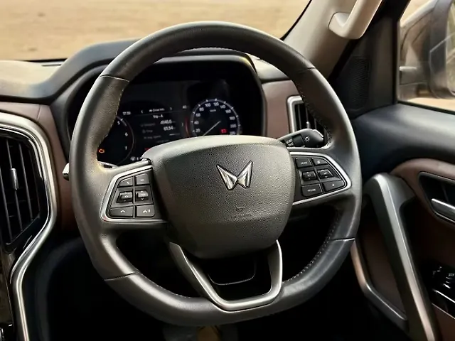 Used Mahindra Scorpio N Z8 L Petrol AT 6 STR [2023-2024] in Delhi