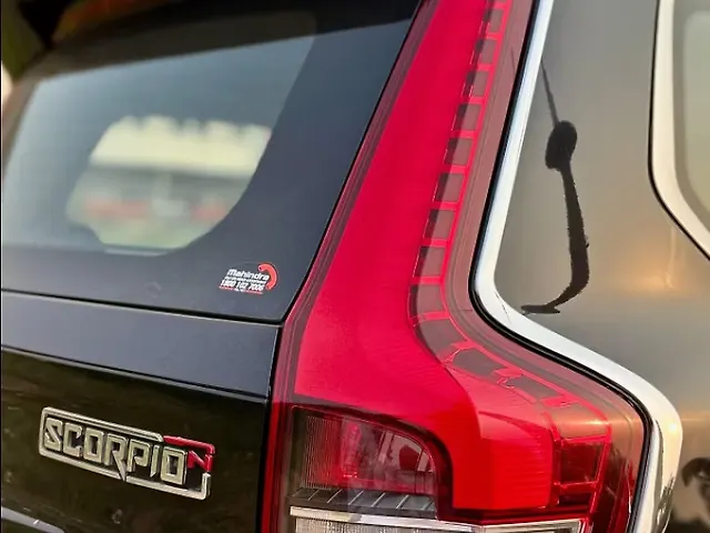 Used Mahindra Scorpio N Z8 L Petrol AT 6 STR [2023-2024] in Delhi