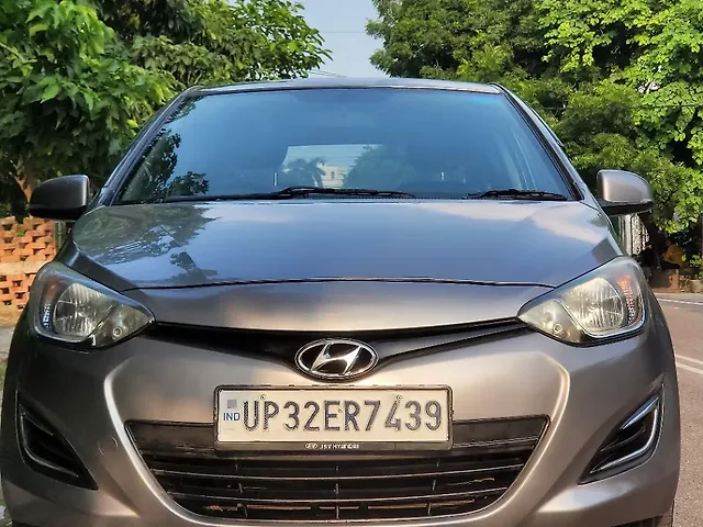 Used 2013 Hyundai i20 in Lucknow