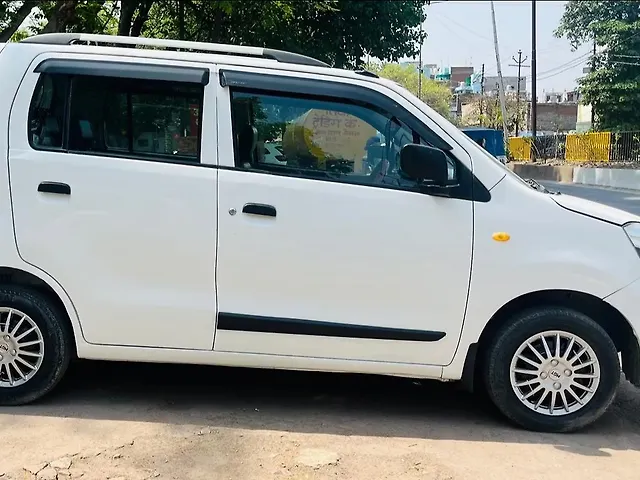 Used Maruti Suzuki Wagon R 1.0 [2010-2013] LXi in Kanpur