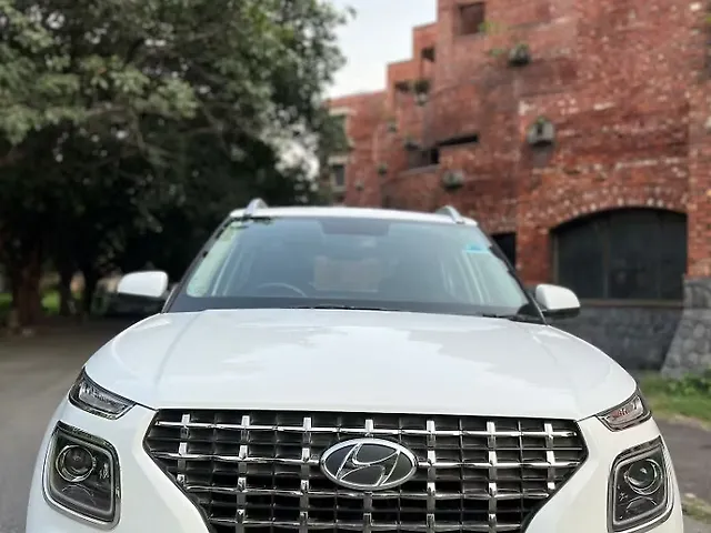 Used 2020 Hyundai Venue in Delhi Used 2020 Hyundai Venue in Delhi