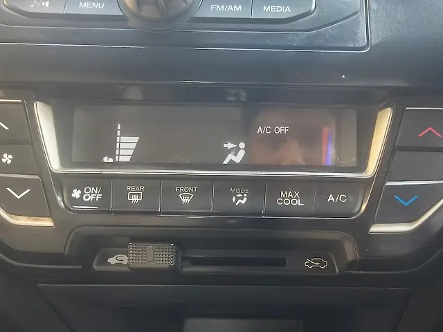 Used Honda Brio VX MT in Kanpur