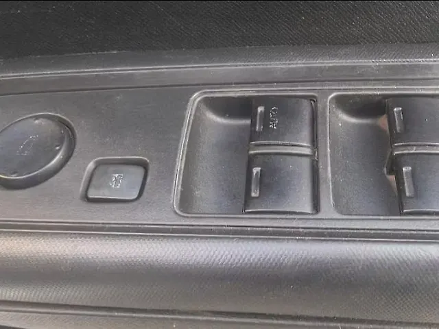 Used Honda Brio VX MT in Kanpur