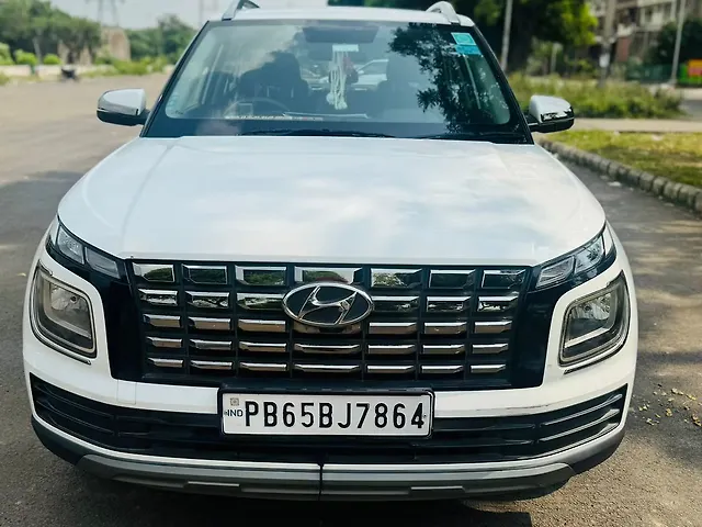 Used 2024 Hyundai Venue in Mohali