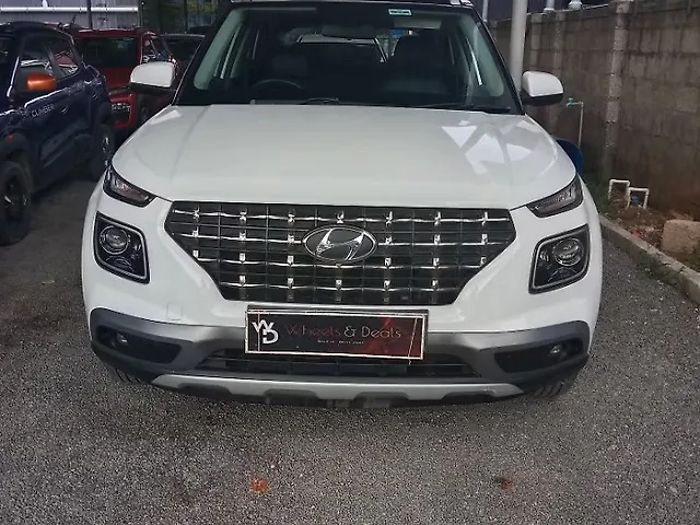 Used 2020 Hyundai Venue in Thiruvananthapuram