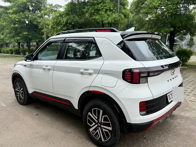 Used Hyundai Venue N Line [2023-2025] N8 DCT Dual Tone [2023-2023] in Delhi