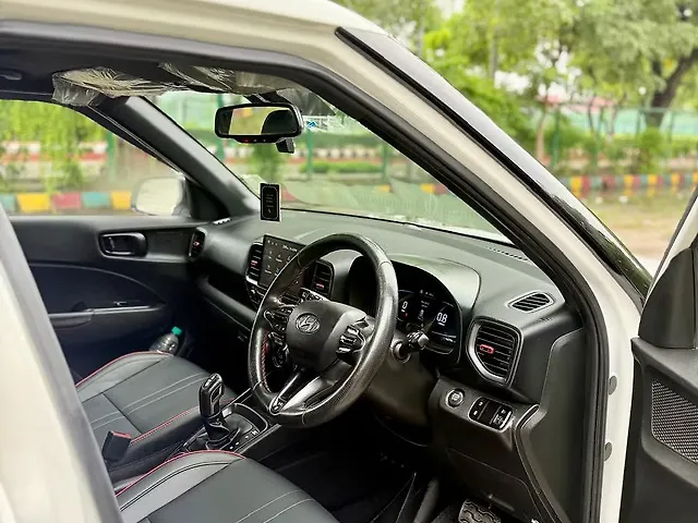 Used Hyundai Venue N Line [2023-2025] N8 DCT Dual Tone [2023-2023] in Delhi