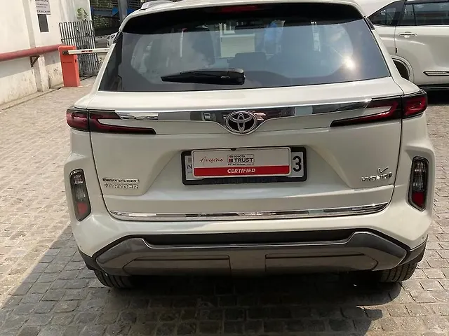 Used Toyota Urban Cruiser Hyryder V Hybrid [2023-2025] in Delhi