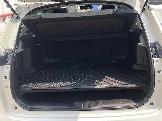 Used Toyota Urban Cruiser Hyryder V Hybrid [2023-2025] in Delhi