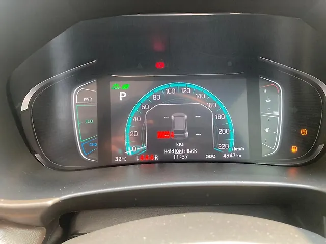 Used Toyota Urban Cruiser Hyryder V Hybrid [2023-2025] in Delhi