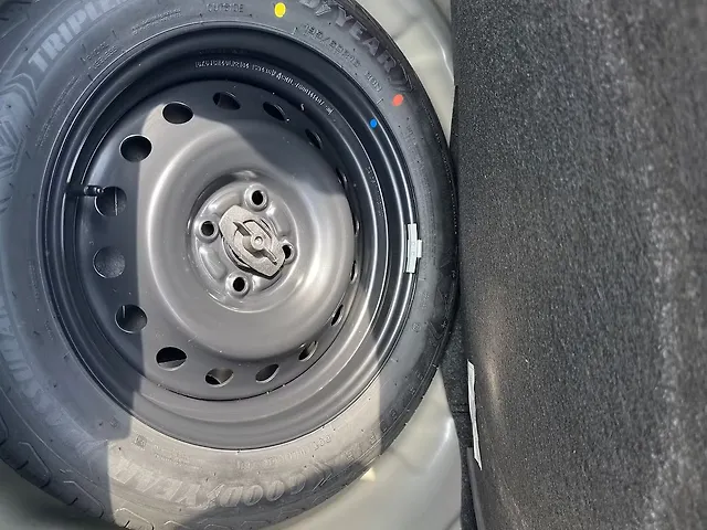 Used Toyota Urban Cruiser Taisor V Petrol 1.0L Turbo Manual in Delhi