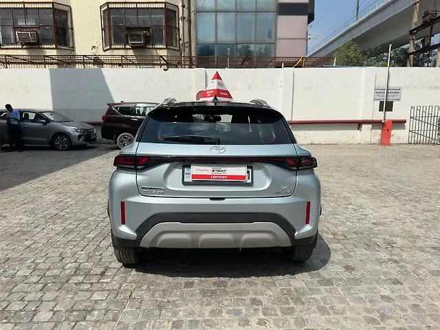 Used Toyota Urban Cruiser Taisor V Petrol 1.0L Turbo Manual in Delhi