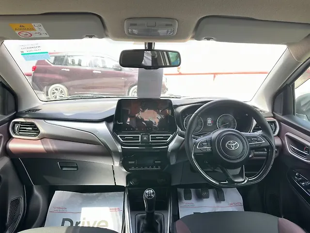 Used Toyota Urban Cruiser Taisor V Petrol 1.0L Turbo Manual in Delhi