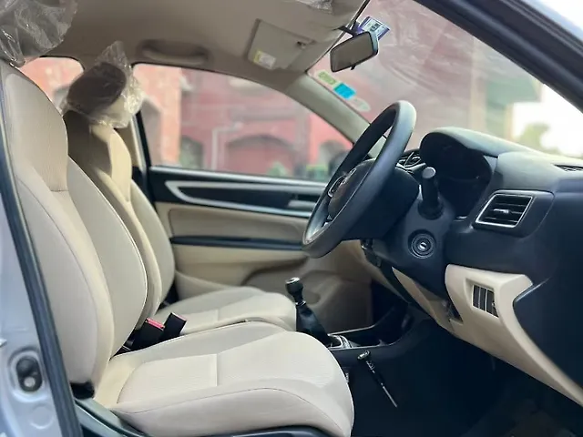 Used Honda Amaze 2nd Gen VX 1.2 Petrol MT in Delhi